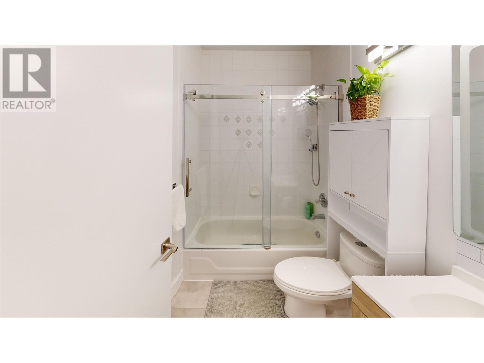 408 2133 Dundas Street, Vancouver, British Columbia  V5L 1J7 - Photo 10 - R2816214