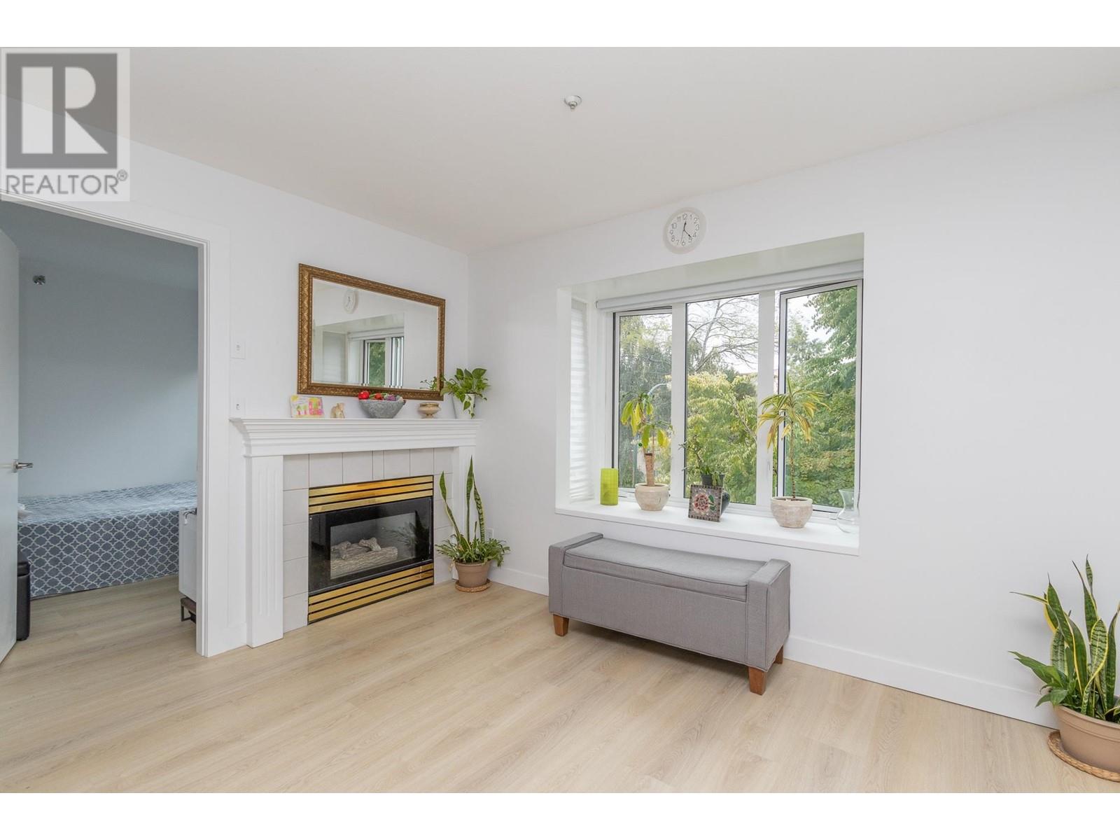 408 2133 DUNDAS STREET, vancouver, British Columbia