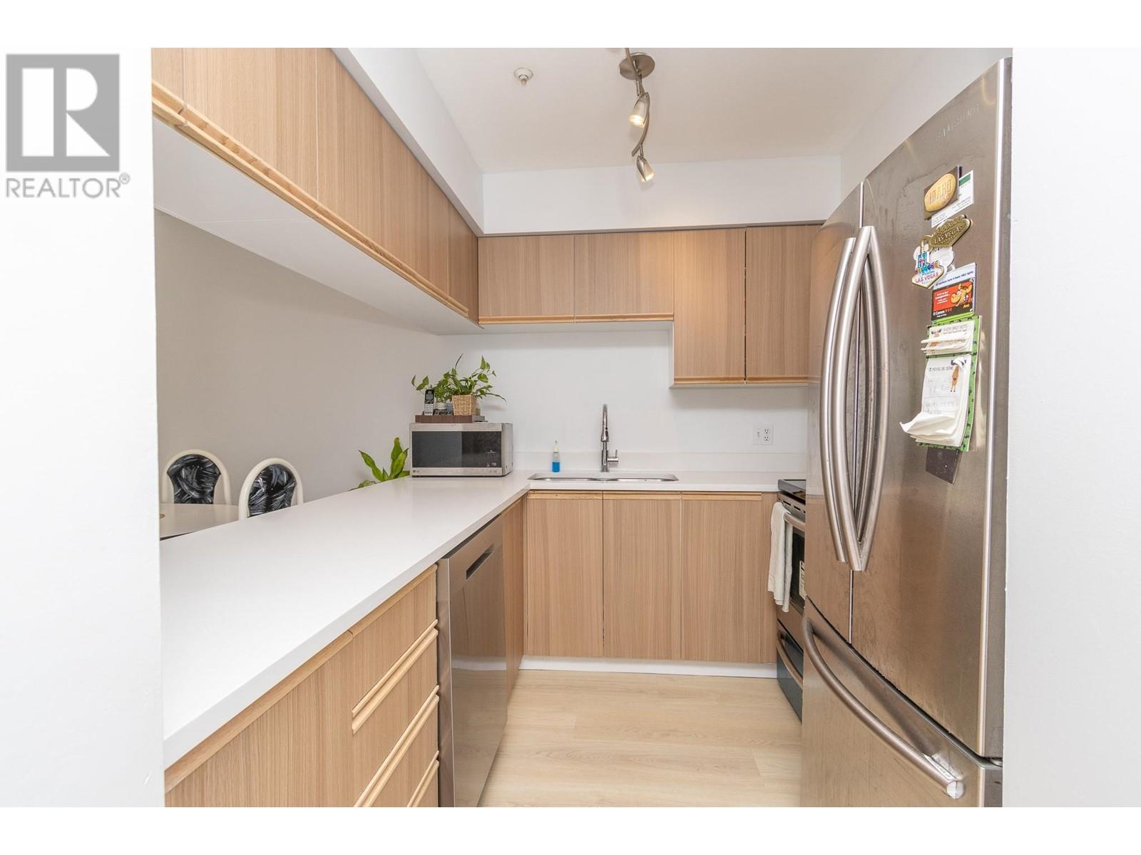 408 2133 Dundas Street, Vancouver, British Columbia  V5L 1J7 - Photo 4 - R2816214