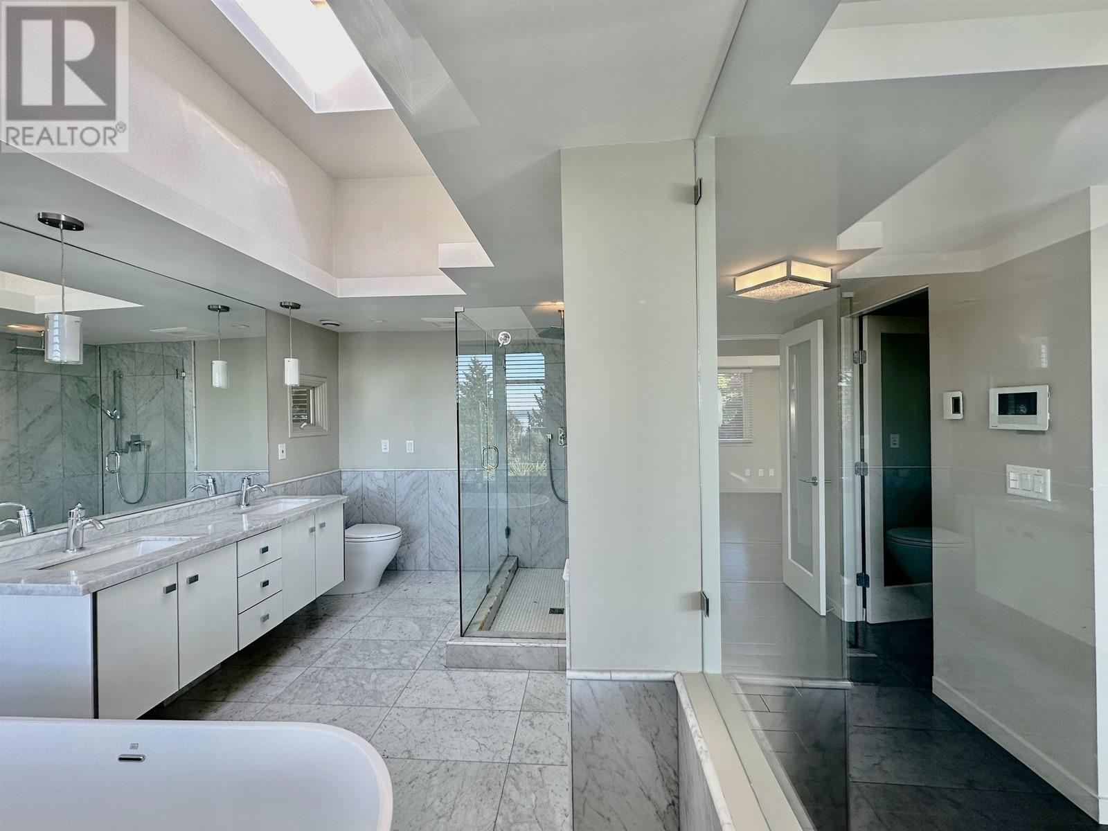 2525 Bellevue Avenue, West Vancouver, British Columbia  V7V 1E3 - Photo 30 - R2824253