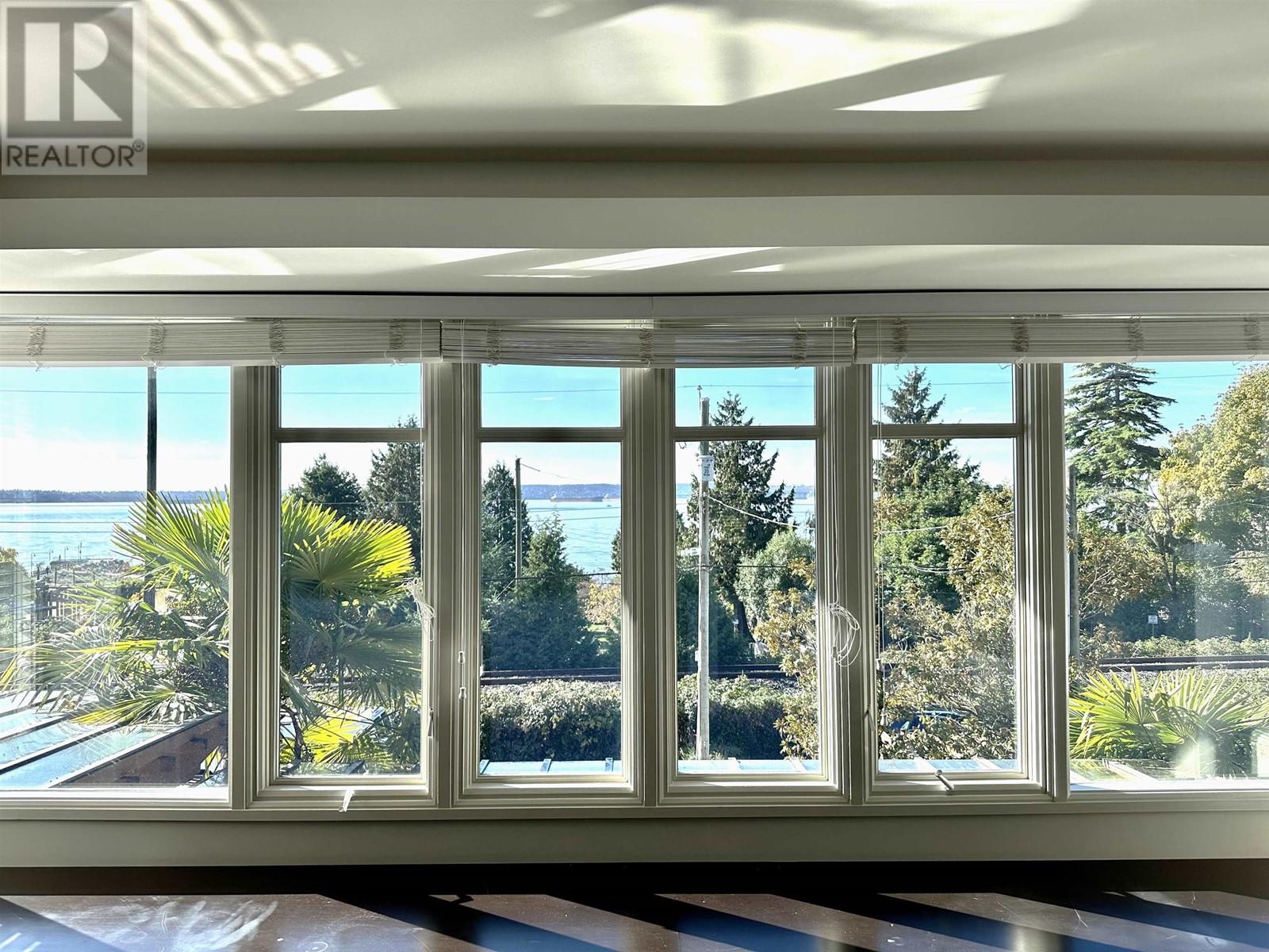 2525 Bellevue Avenue, West Vancouver, British Columbia  V7V 1E3 - Photo 33 - R2824253