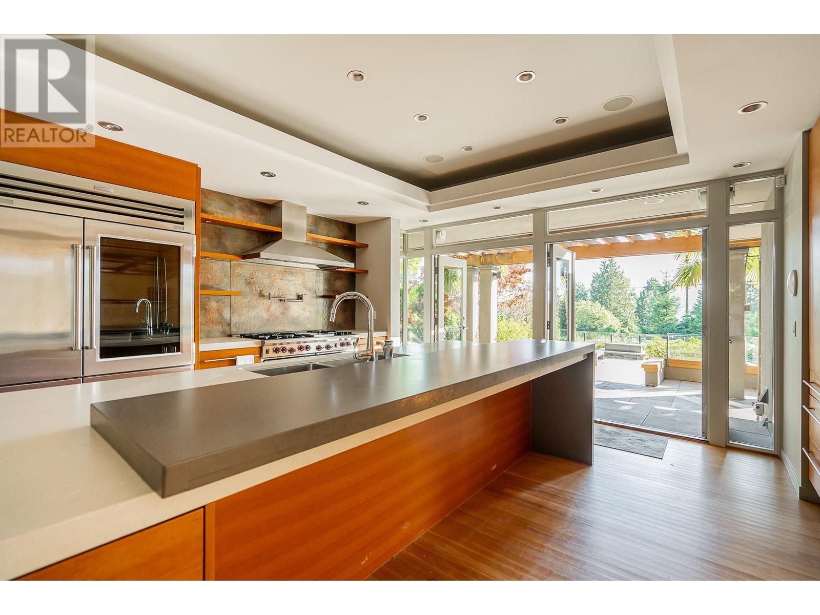 2525 Bellevue Avenue, West Vancouver, British Columbia  V7V 1E3 - Photo 6 - R2824253