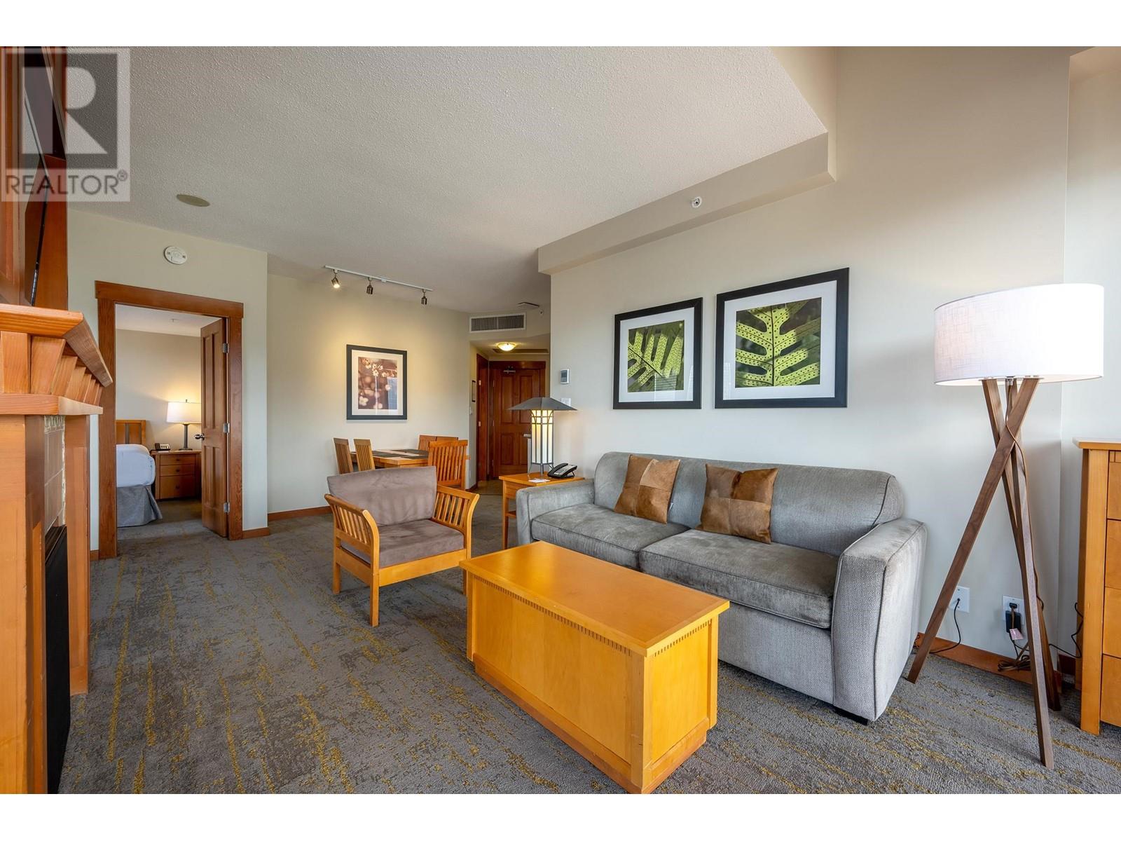 812 4320 Sundial Crescent, Whistler, British Columbia  V8E 1G6 - Photo 4 - R2829896