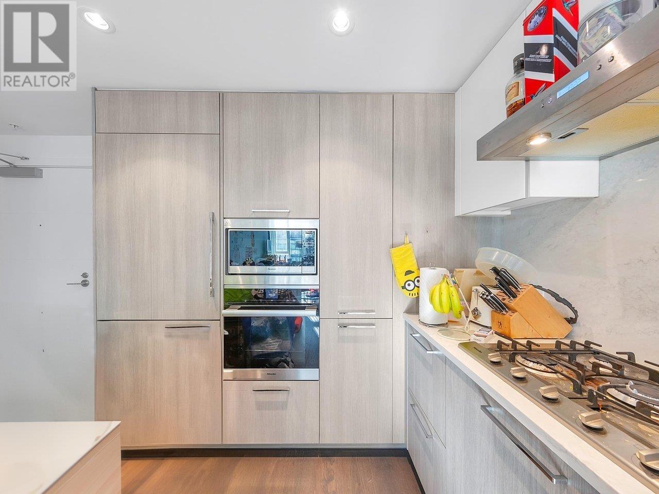 1110 8160 Mcmyn Way, Richmond, British Columbia  V6X 0V2 - Photo 9 - R2829930