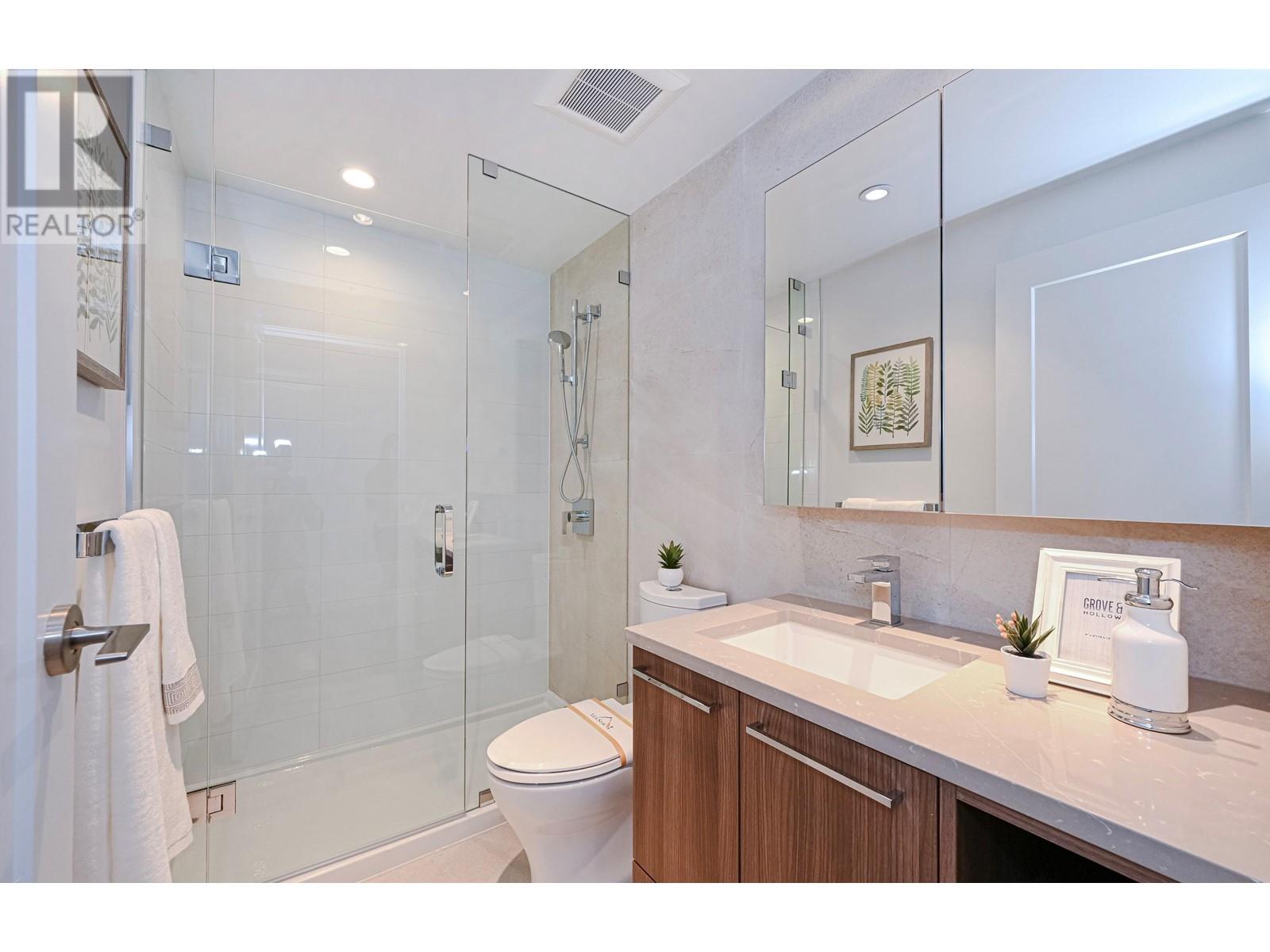 812 8160 Mcmyn Way, Richmond, British Columbia  V6X 0V2 - Photo 2 - R2829932