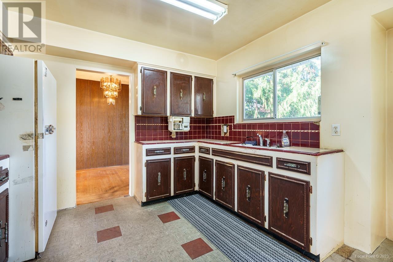607 Dansey Avenue, Coquitlam, British Columbia  V3K 3E9 - Photo 20 - R2808130