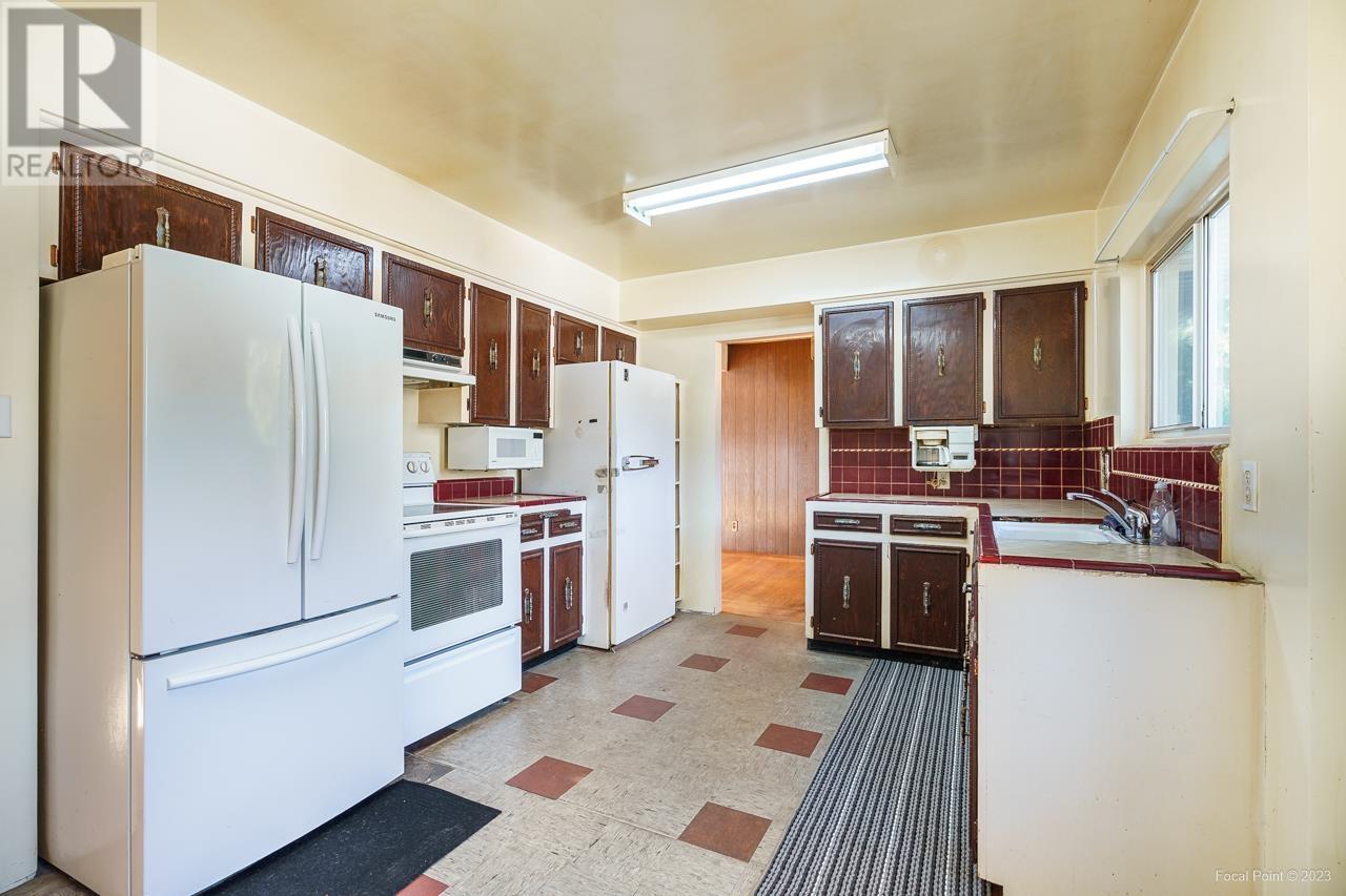 607 Dansey Avenue, Coquitlam, British Columbia  V3K 3E9 - Photo 17 - R2808130