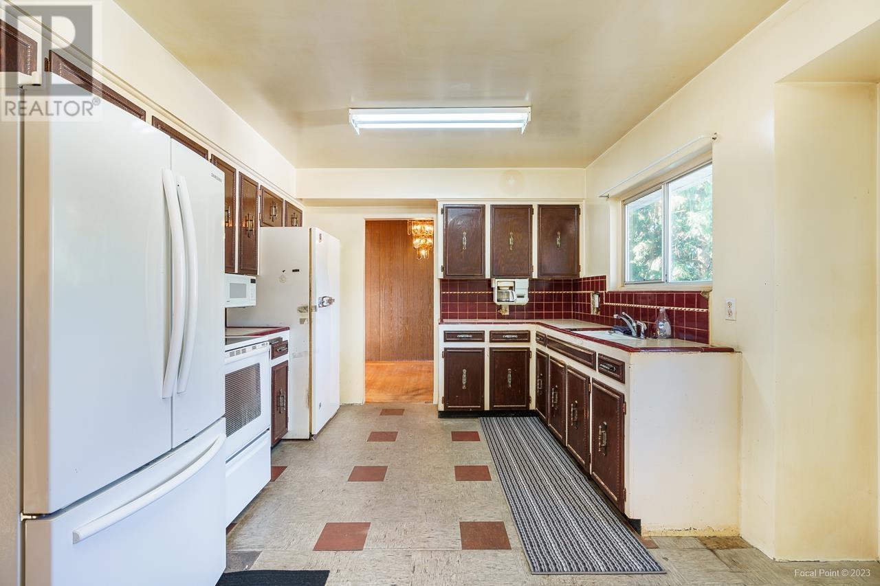 607 Dansey Avenue, Coquitlam, British Columbia  V3K 3E9 - Photo 18 - R2808130