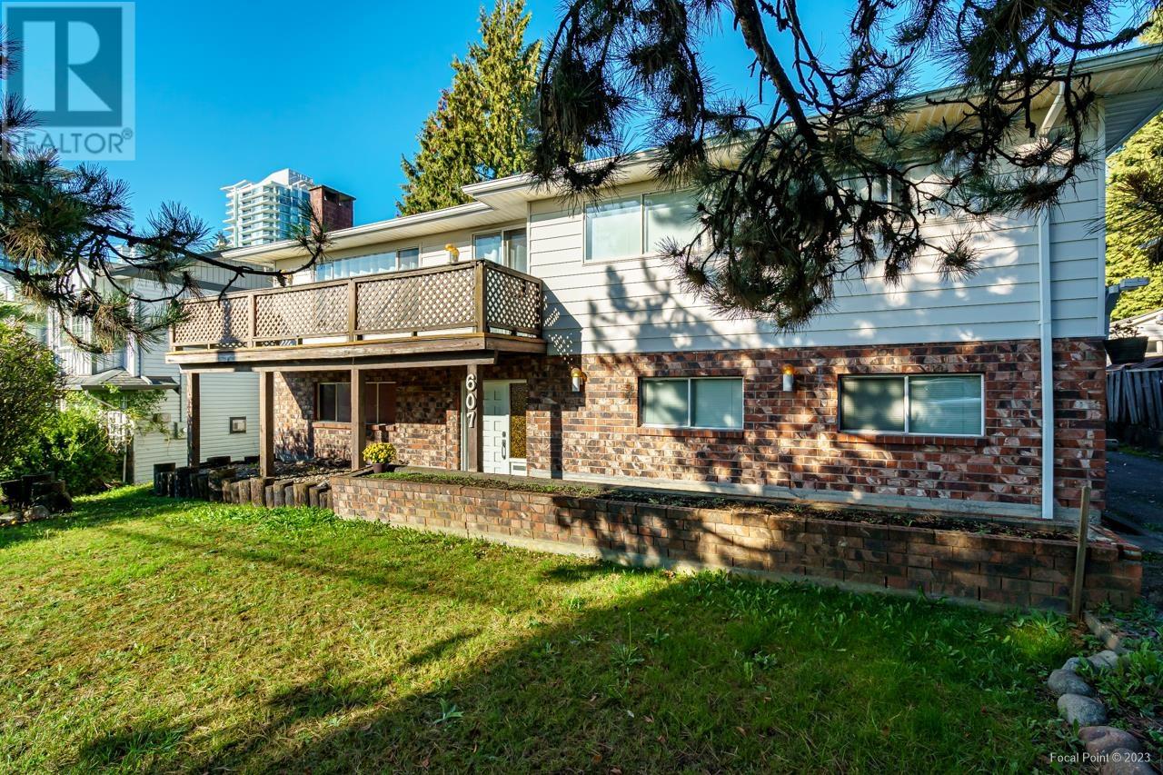 607 Dansey Avenue, Coquitlam, British Columbia  V3K 3E9 - Photo 3 - R2808130