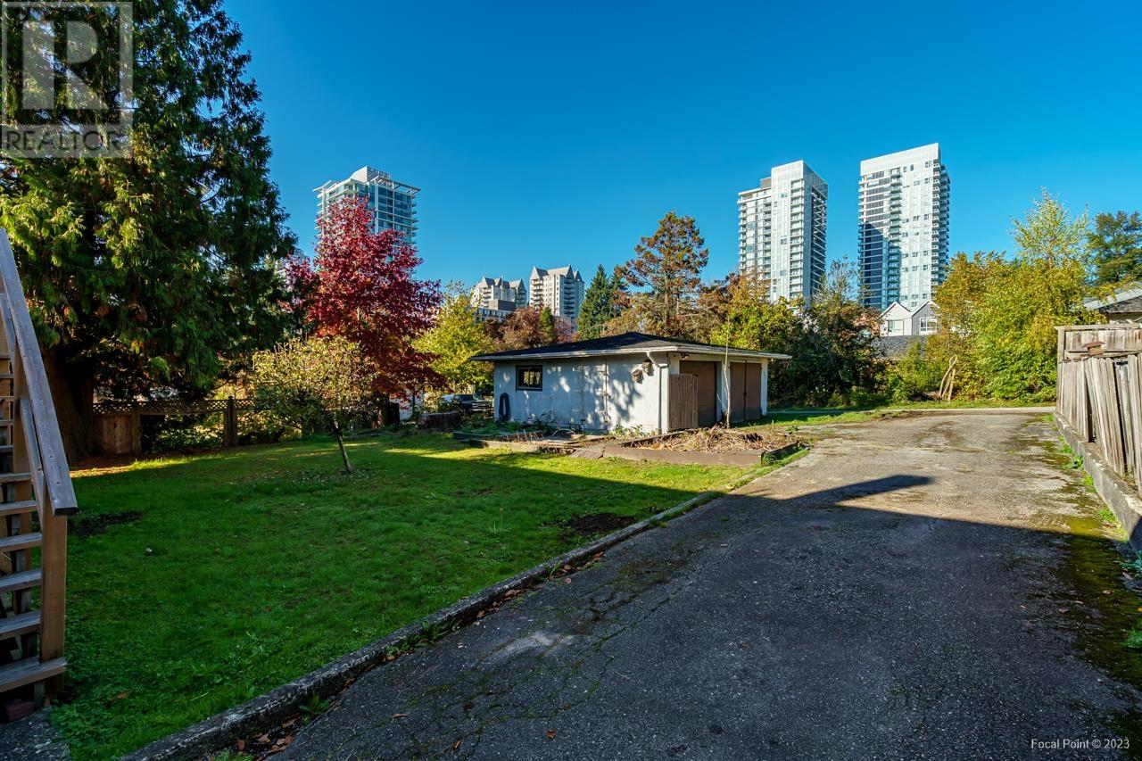 607 Dansey Avenue, Coquitlam, British Columbia  V3K 3E9 - Photo 8 - R2808130