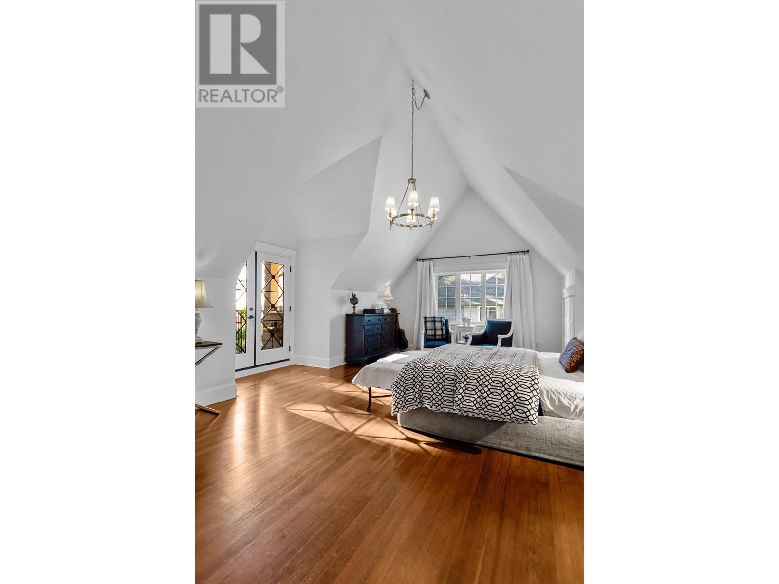 744 Austin Avenue, Coquitlam, British Columbia  V3K 3N1 - Photo 18 - R2829923