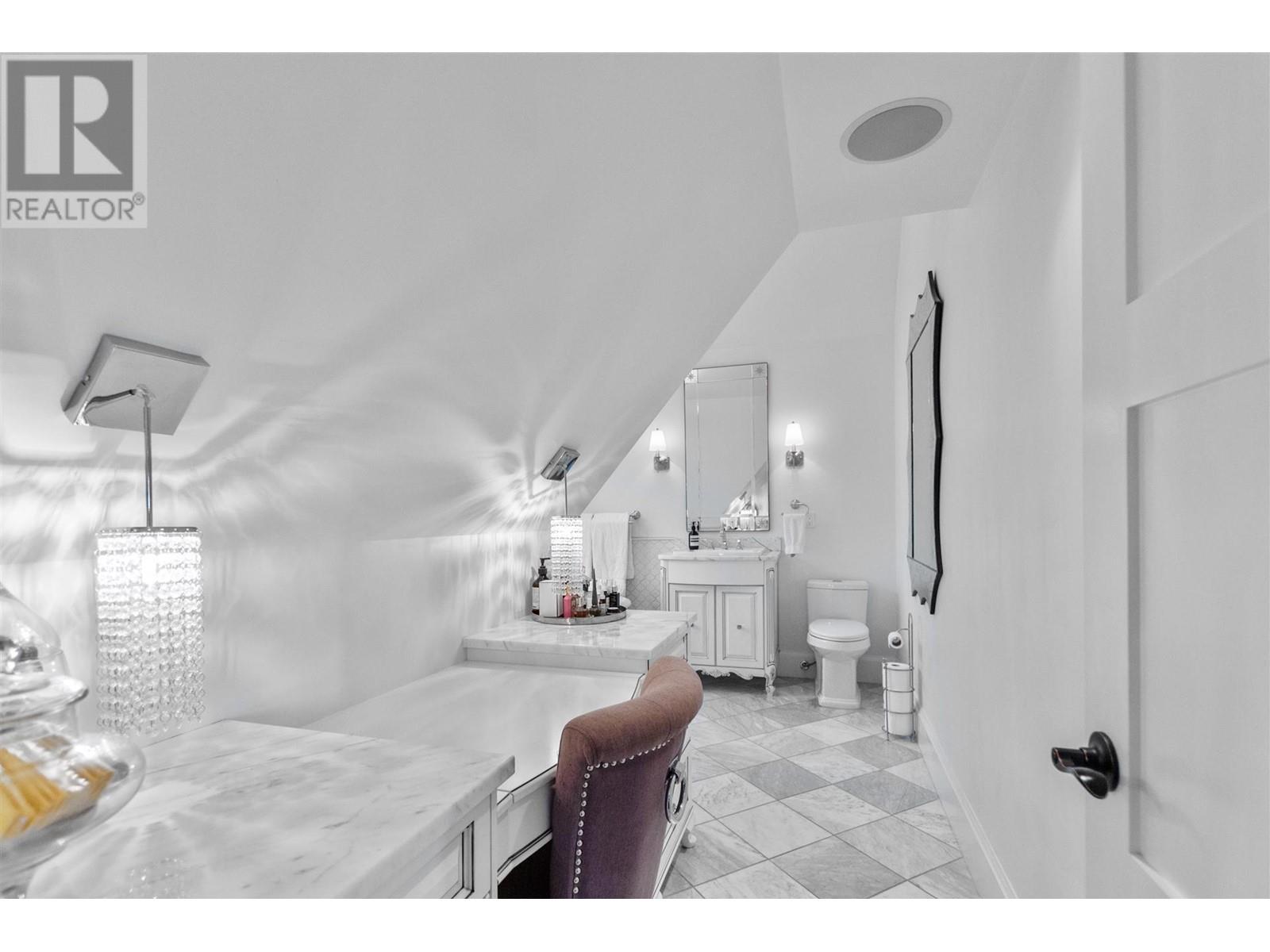 744 Austin Avenue, Coquitlam, British Columbia  V3K 3N1 - Photo 19 - R2829923