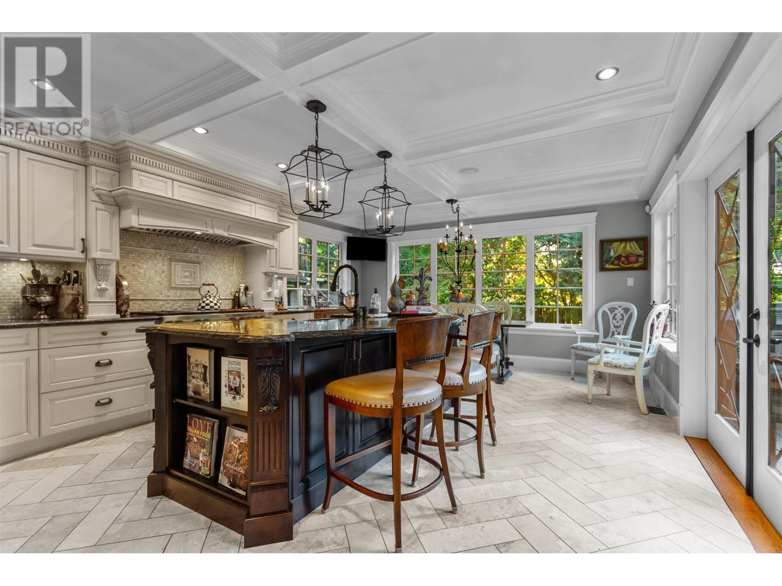 744 Austin Avenue, Coquitlam, British Columbia  V3K 3N1 - Photo 8 - R2829923