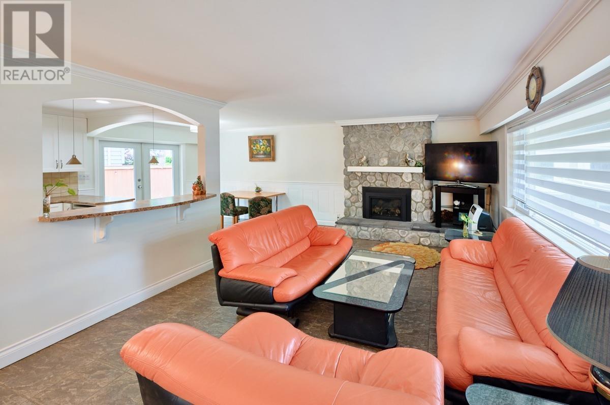 12315 Creston Street, Maple Ridge, British Columbia  V2X 5G3 - Photo 5 - R2829929