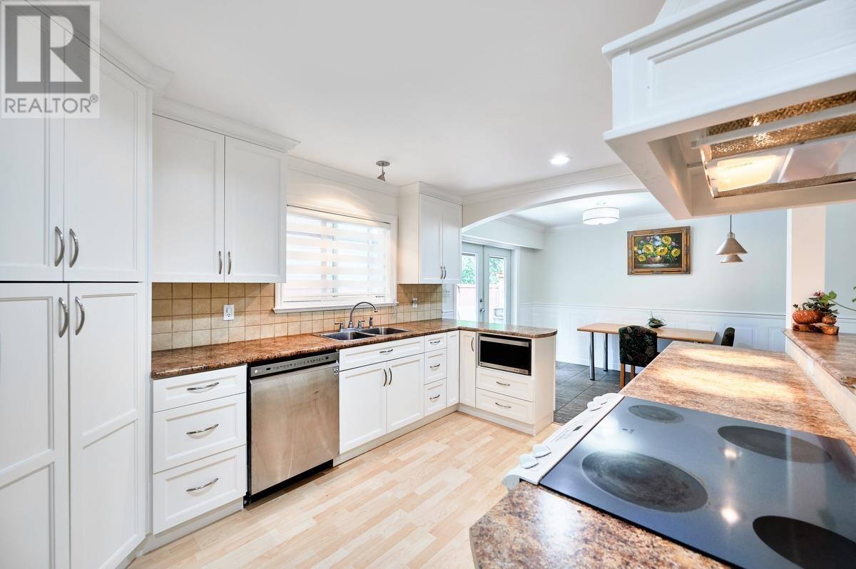 12315 Creston Street, Maple Ridge, British Columbia  V2X 5G3 - Photo 9 - R2829929