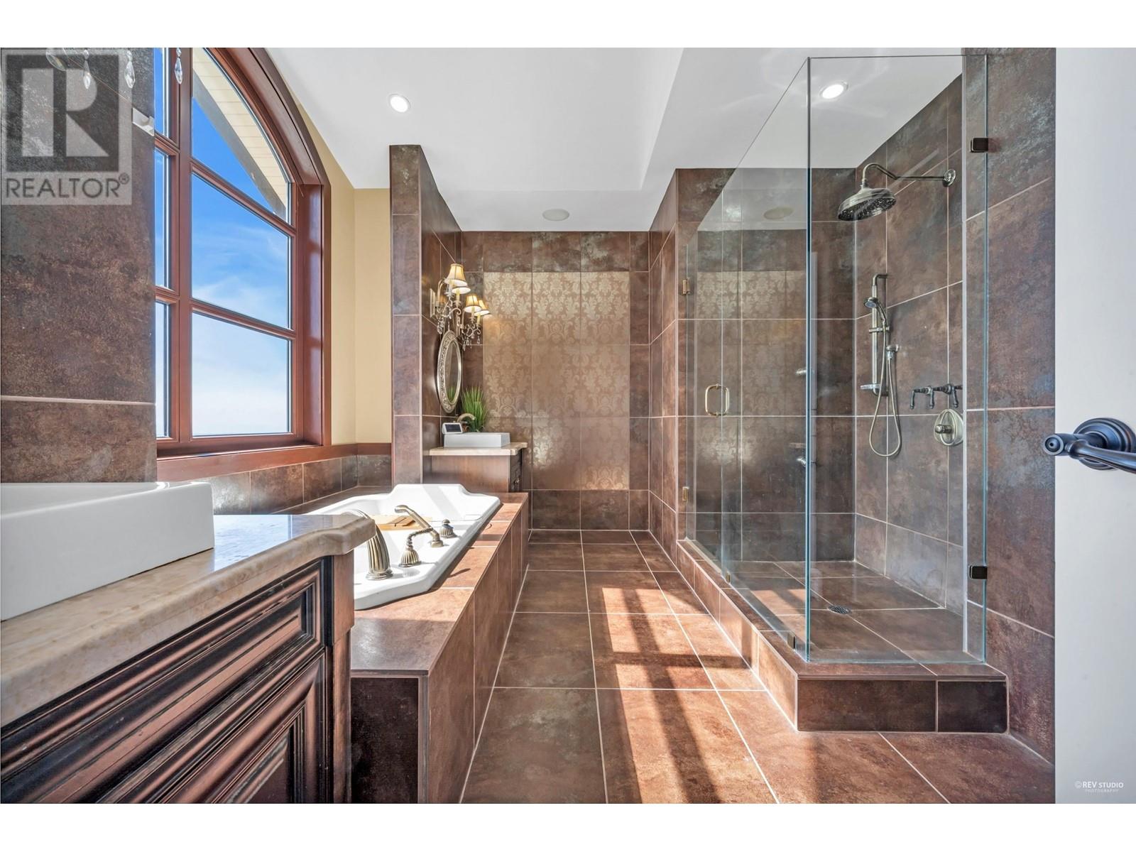 2336 Kadlec Court, West Vancouver, British Columbia  V7S 3K3 - Photo 22 - R2829947