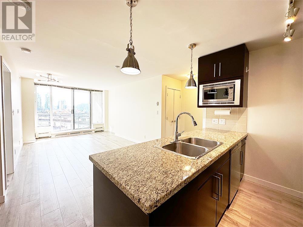 703 689 Abbott Street, Vancouver, British Columbia  V6B 0J2 - Photo 4 - R2827823