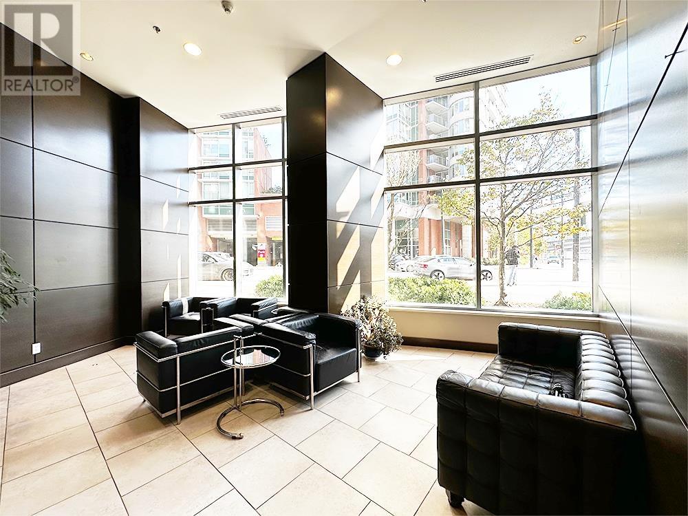 703 689 Abbott Street, Vancouver, British Columbia  V6B 0J2 - Photo 24 - R2827823