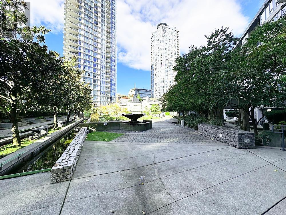 703 689 Abbott Street, Vancouver, British Columbia  V6B 0J2 - Photo 32 - R2827823