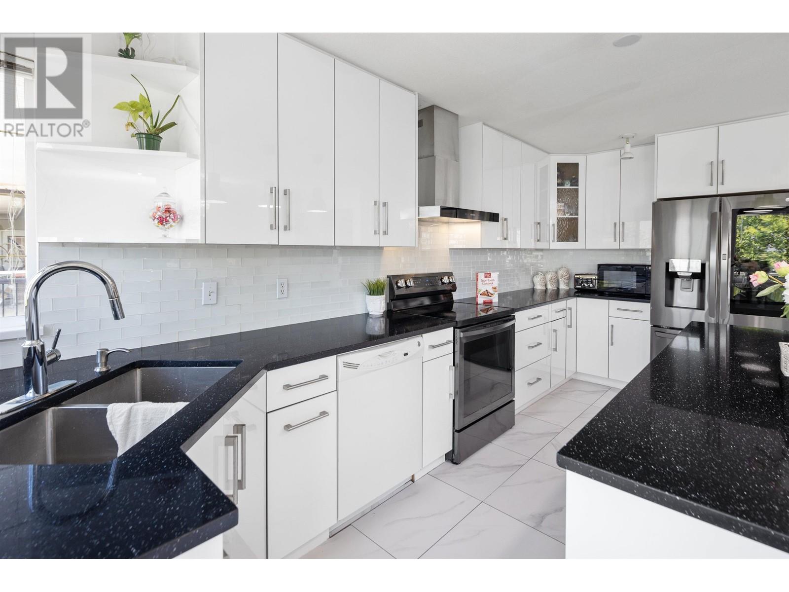 12147 201 Street, Maple Ridge, British Columbia  V2X 3M4 - Photo 6 - R2814189