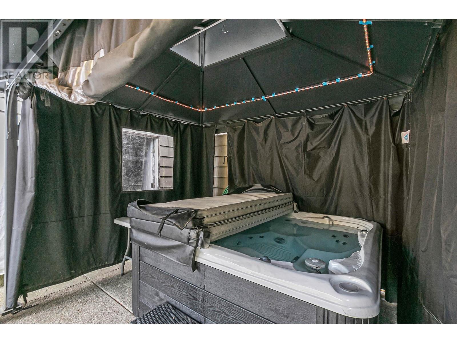 21203 123 Avenue, Maple Ridge, British Columbia  V2X 8L7 - Photo 29 - R2825901