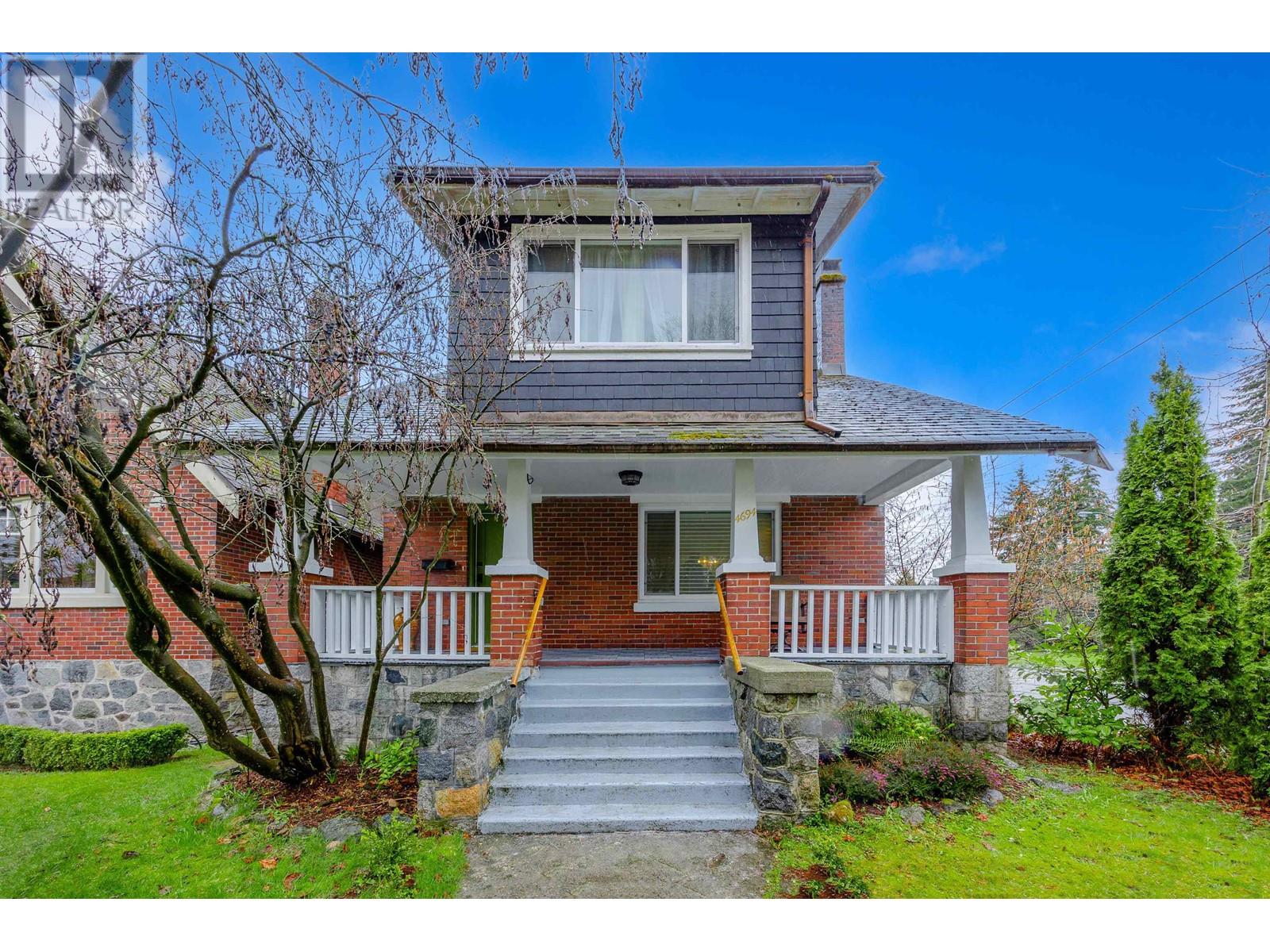 4694 W 8th Avenue, Vancouver, British Columbia  V6R 2A7 - Photo 2 - R2829776