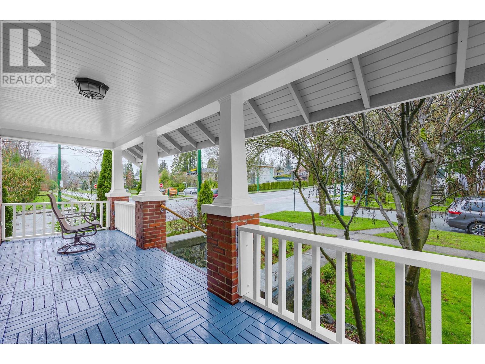 4694 W 8th Avenue, Vancouver, British Columbia  V6R 2A7 - Photo 4 - R2829776