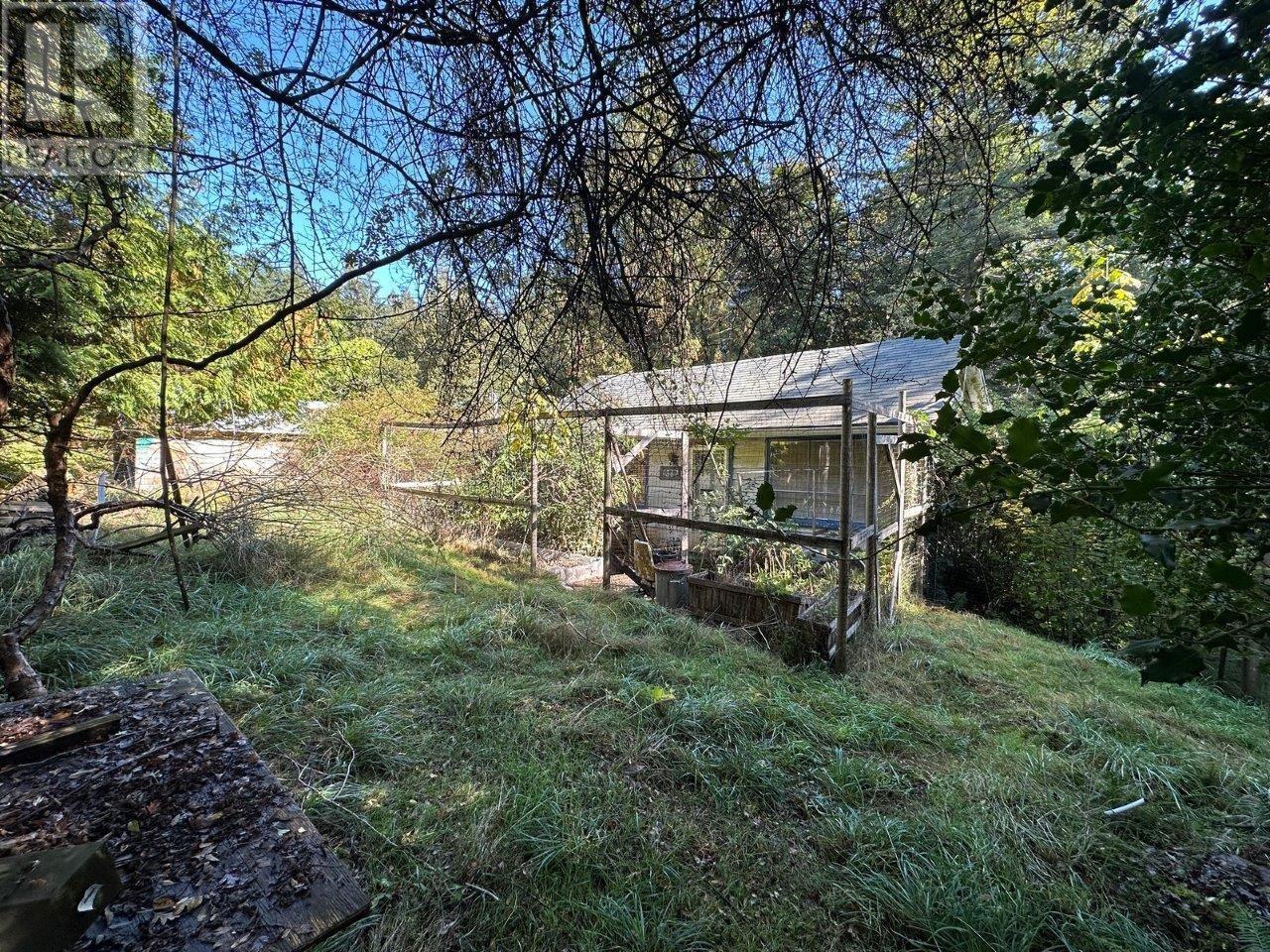 1367 Mount Gardner Road, Bowen Island, British Columbia  V0N 1G2 - Photo 2 - R2829371