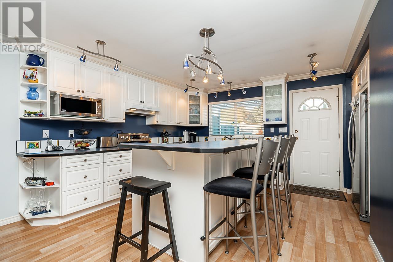 1070 - 1072 Blaine Drive, Burnaby, British Columbia  V5A 2L6 - Photo 7 - R2829484