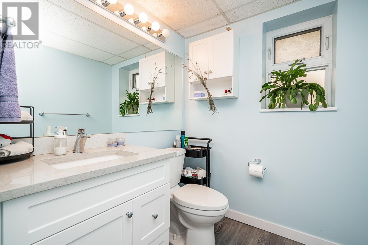 1070 - 1072 Blaine Drive, Burnaby, British Columbia  V5A 2L6 - Photo 16 - R2829484