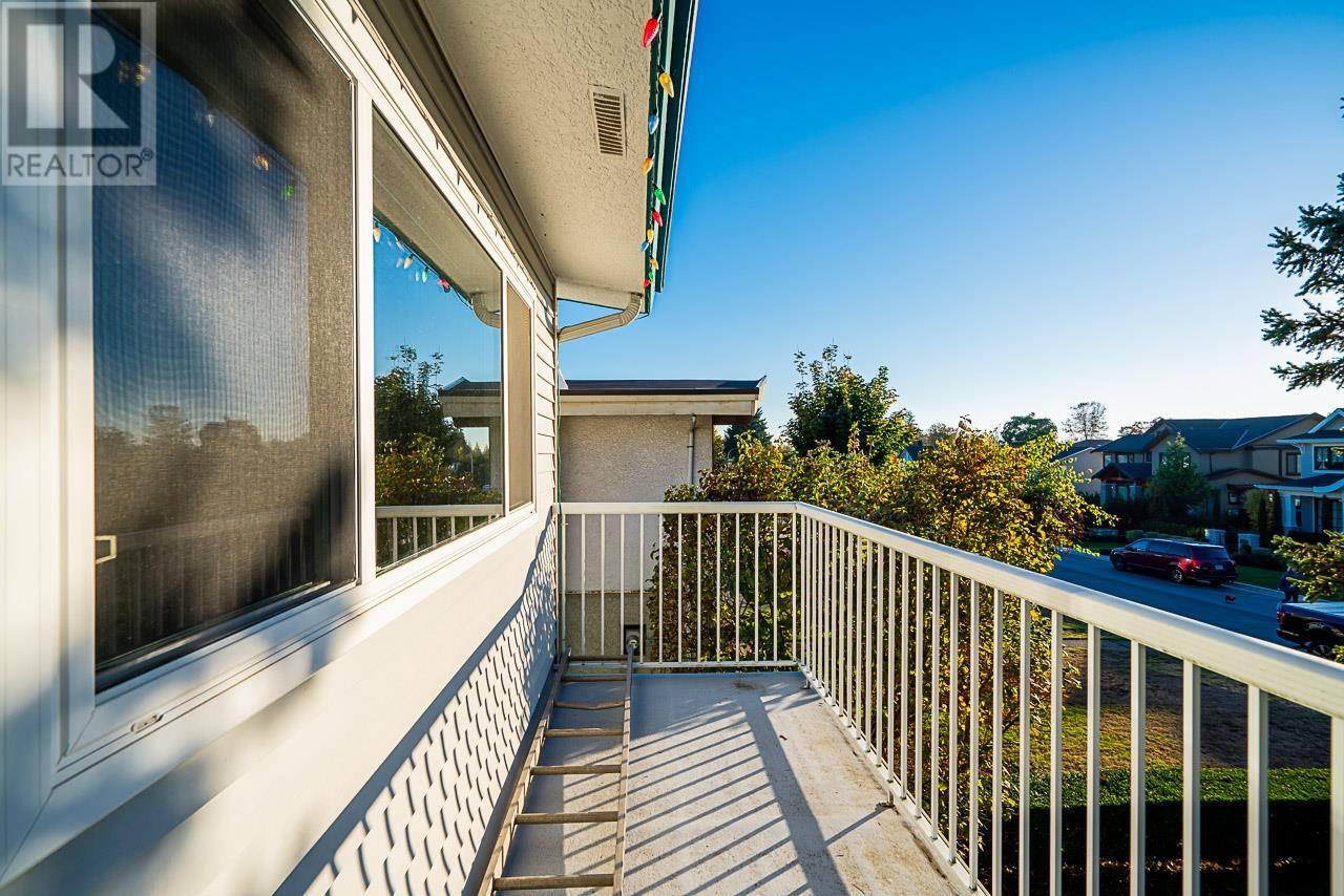 1070 - 1072 Blaine Drive, Burnaby, British Columbia  V5A 2L6 - Photo 4 - R2829498