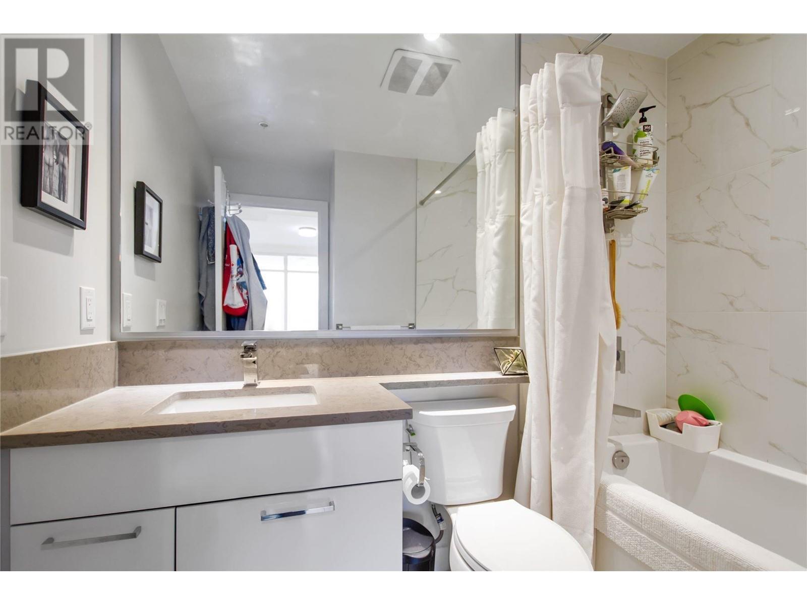 2007 1788 Gilmore Avenue, Burnaby, British Columbia  V5C 0L5 - Photo 13 - R2829954