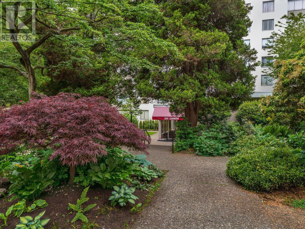 401 1251 Cardero Street, Vancouver, British Columbia  V6G 2H9 - Photo 2 - R2829978