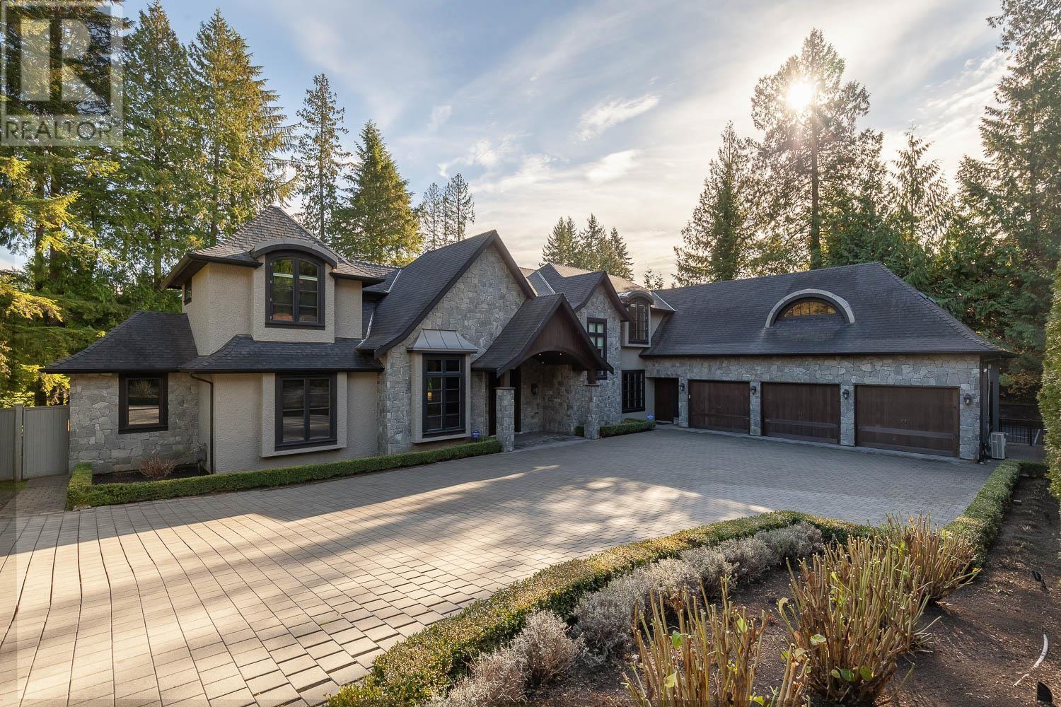 358 SOUTHBOROUGH DRIVE, west vancouver, British Columbia