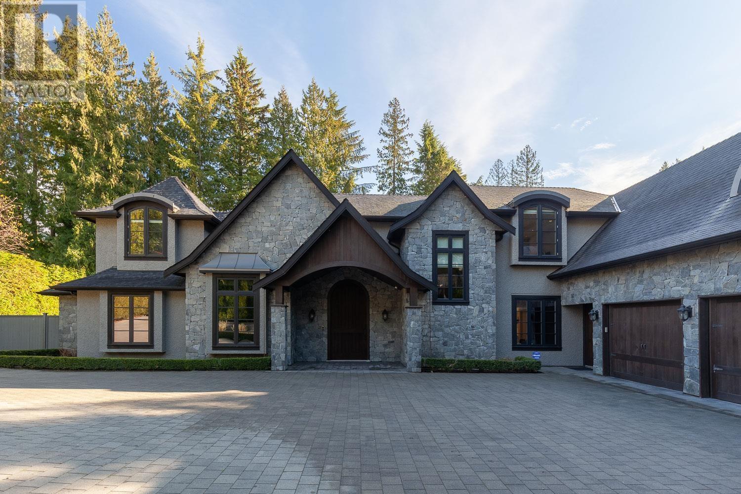 358 Southborough Drive, West Vancouver, British Columbia  V7S 1M1 - Photo 2 - R2829971