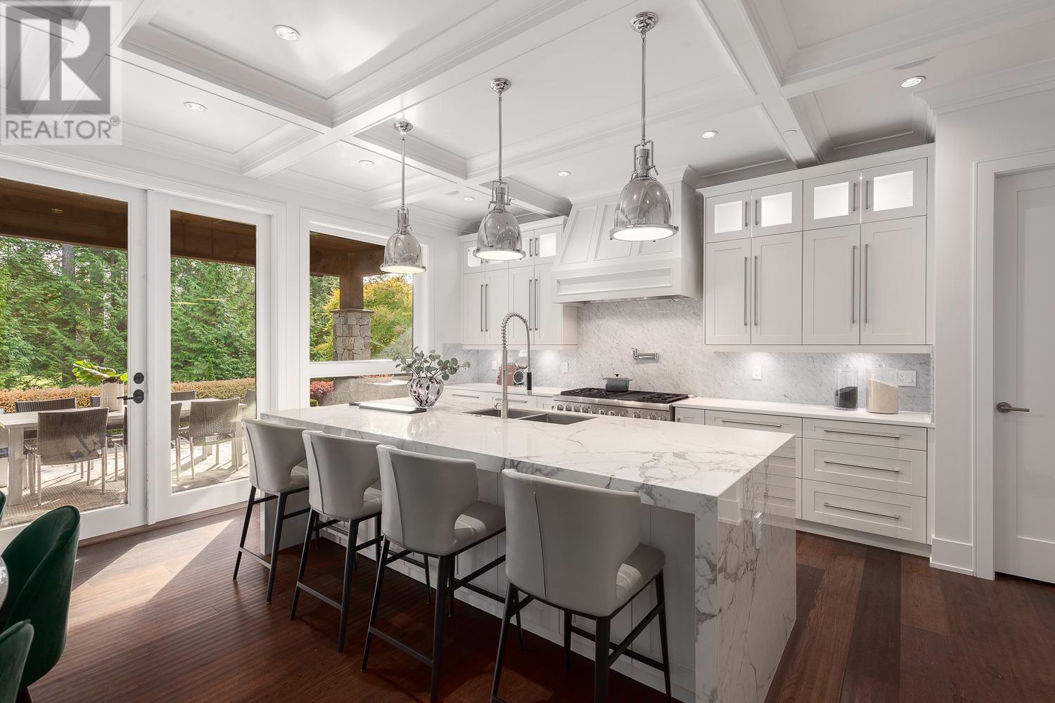 358 Southborough Drive, West Vancouver, British Columbia  V7S 1M1 - Photo 8 - R2829971