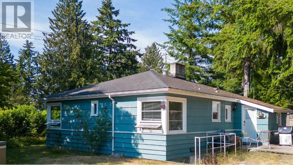 5724 E Porpoise Bay Road, Sechelt, British Columbia  V0N 3A3 - Photo 4 - R2830006