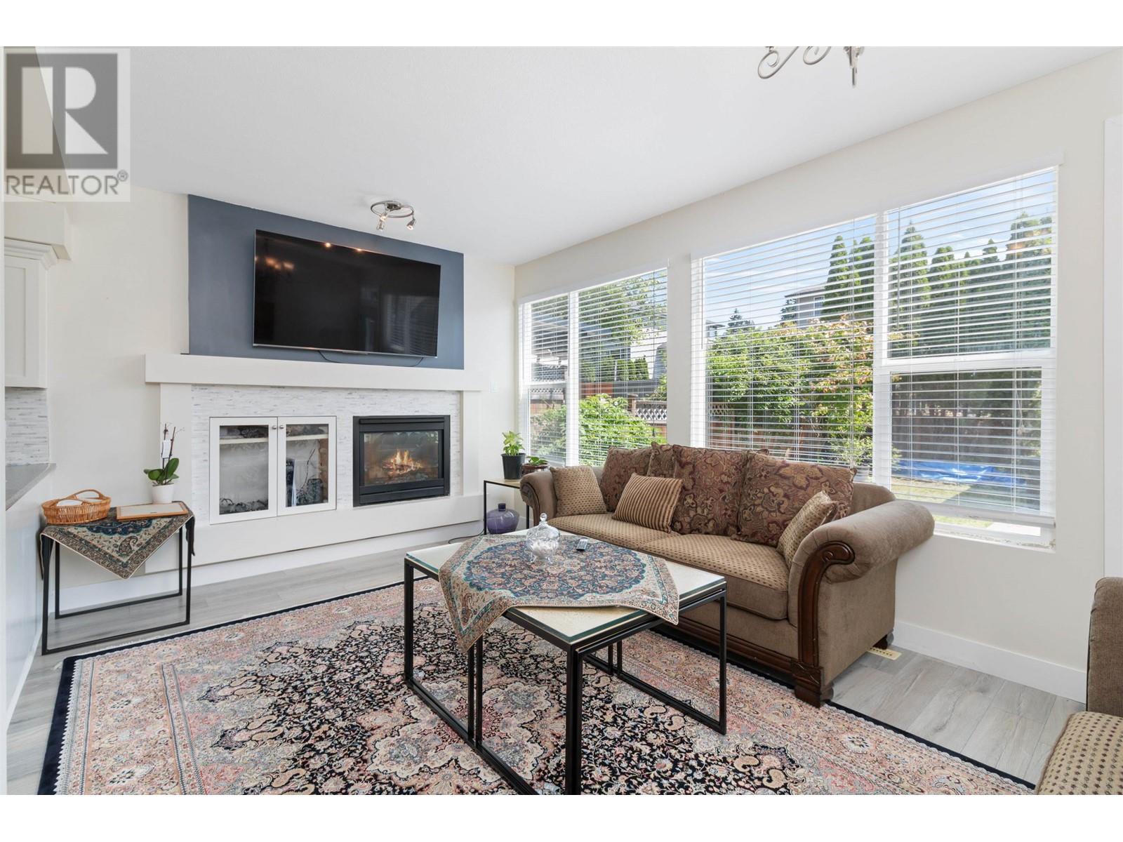 10292 242b Street, Maple Ridge, British Columbia  V2W 1Y1 - Photo 5 - R2830007