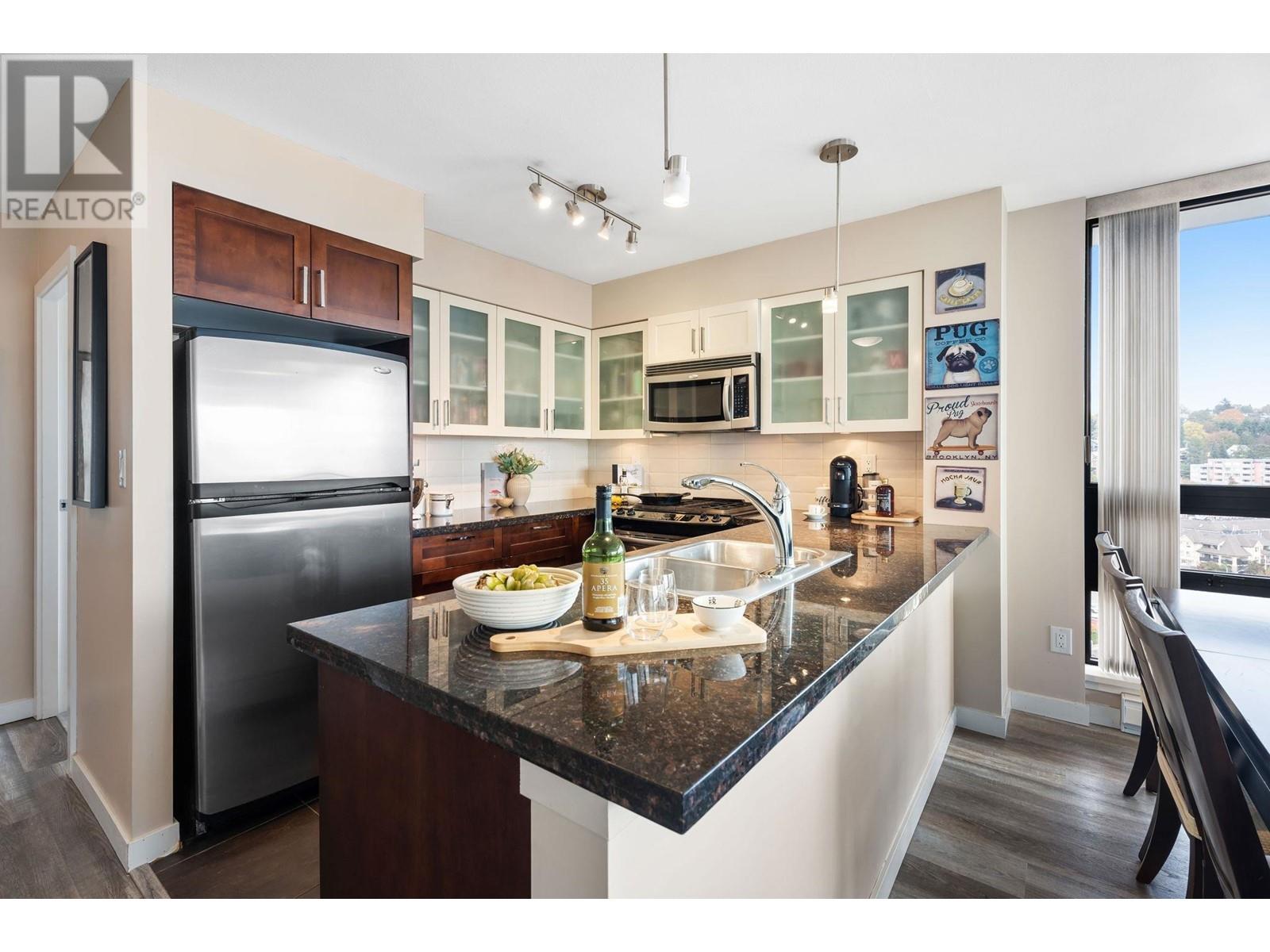 1401 1 Renaissance Square, New Westminster, British Columbia  V3M 0B6 - Photo 8 - R2829801