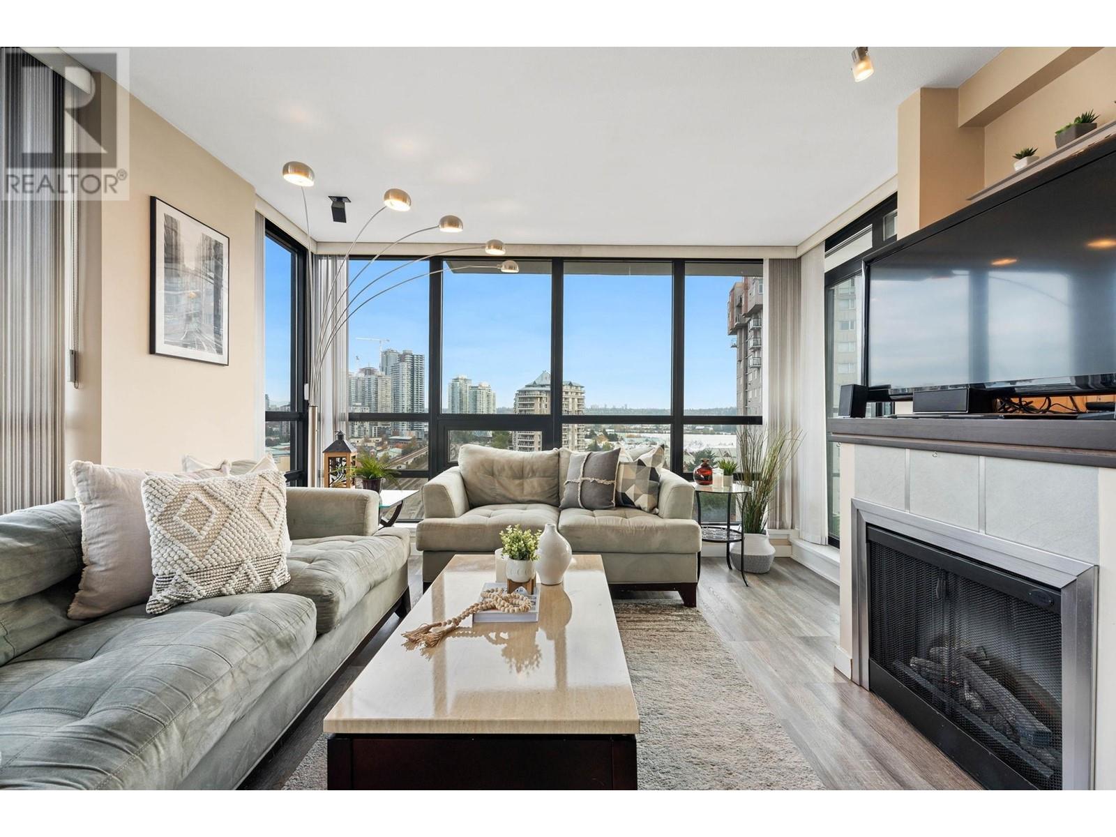 1401 1 RENAISSANCE SQUARE, new westminster, British Columbia
