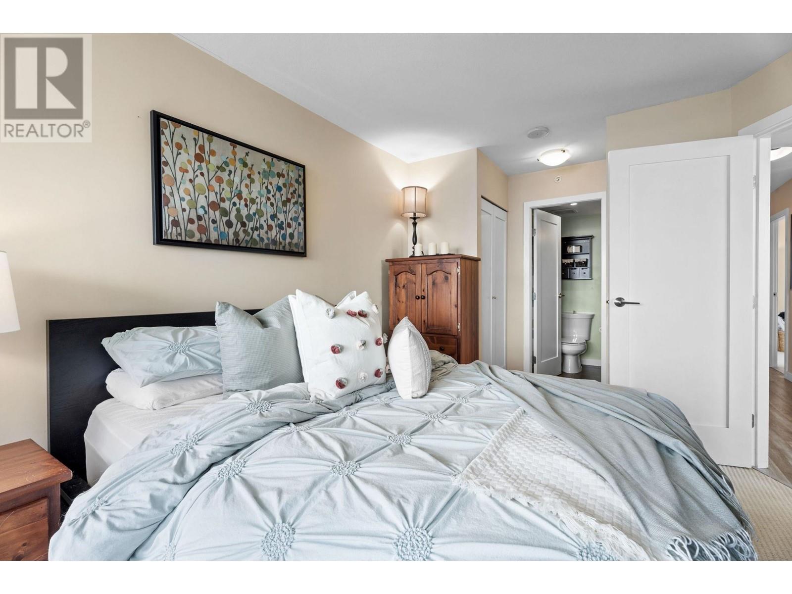 1401 1 Renaissance Square, New Westminster, British Columbia  V3M 0B6 - Photo 12 - R2829801