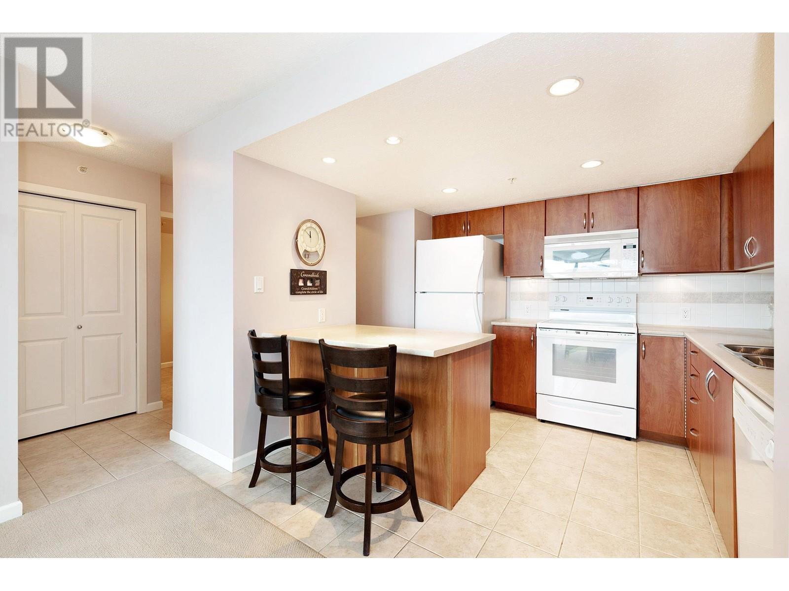 1403 615 Hamilton Street, New Westminster, British Columbia  V3M 7A7 - Photo 14 - R2829541