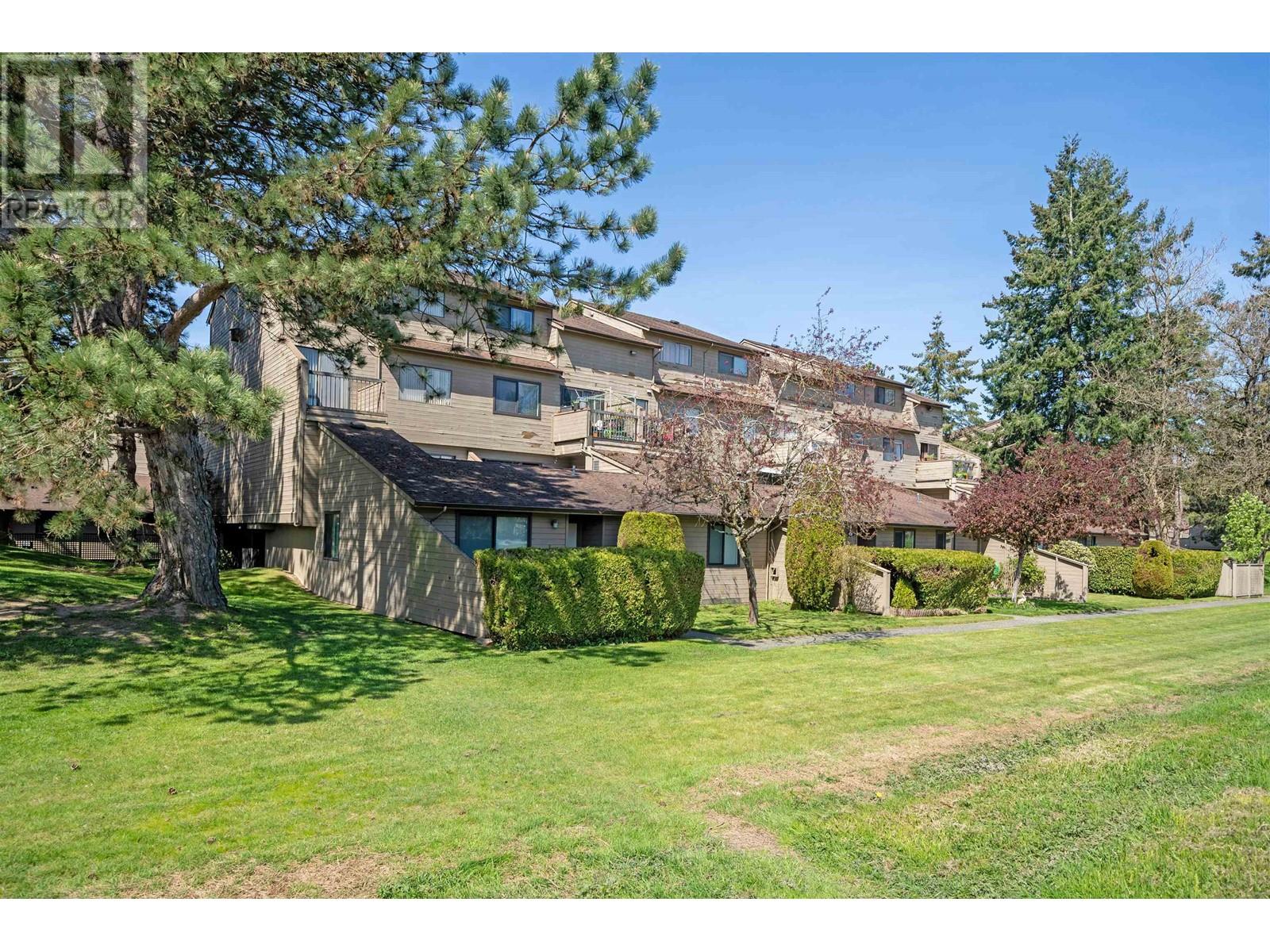 102 8160 Colonial Drive, Richmond, British Columbia  V7C 4T7 - Photo 3 - R2829829