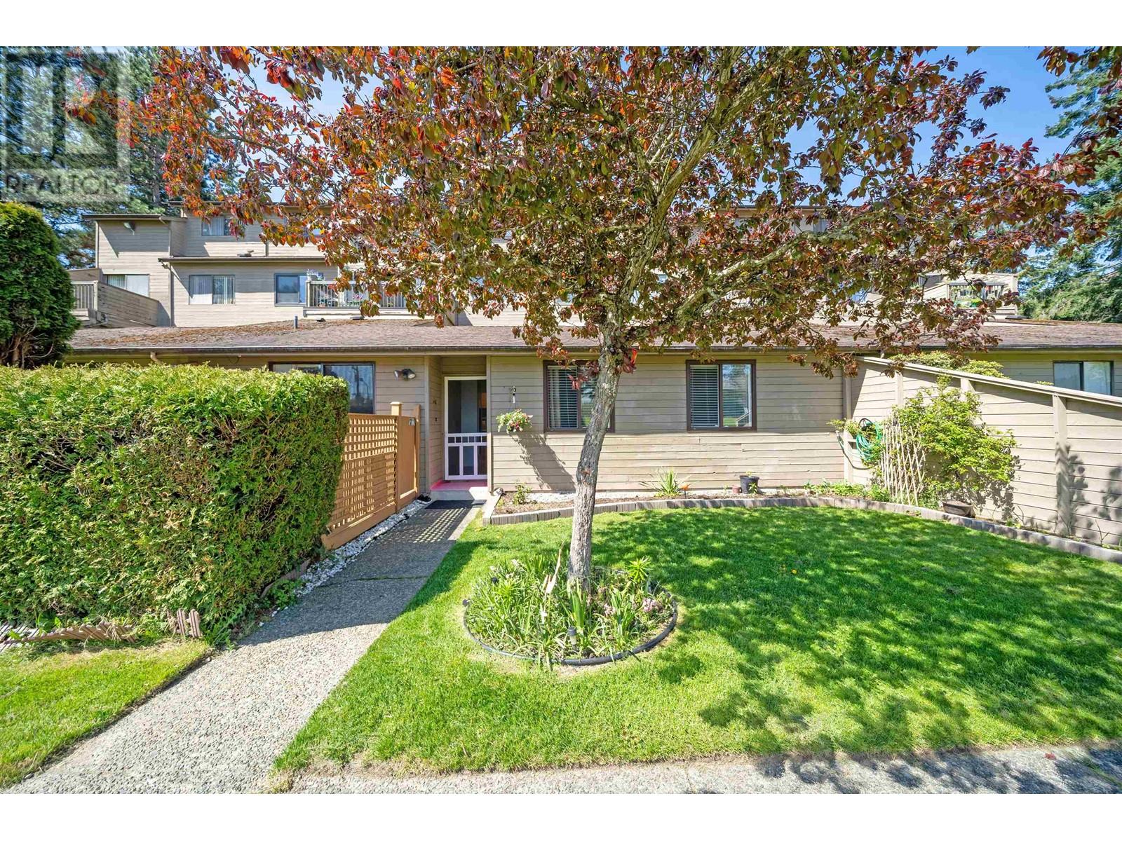 102 8160 Colonial Drive, Richmond, British Columbia  V7C 4T7 - Photo 2 - R2829829