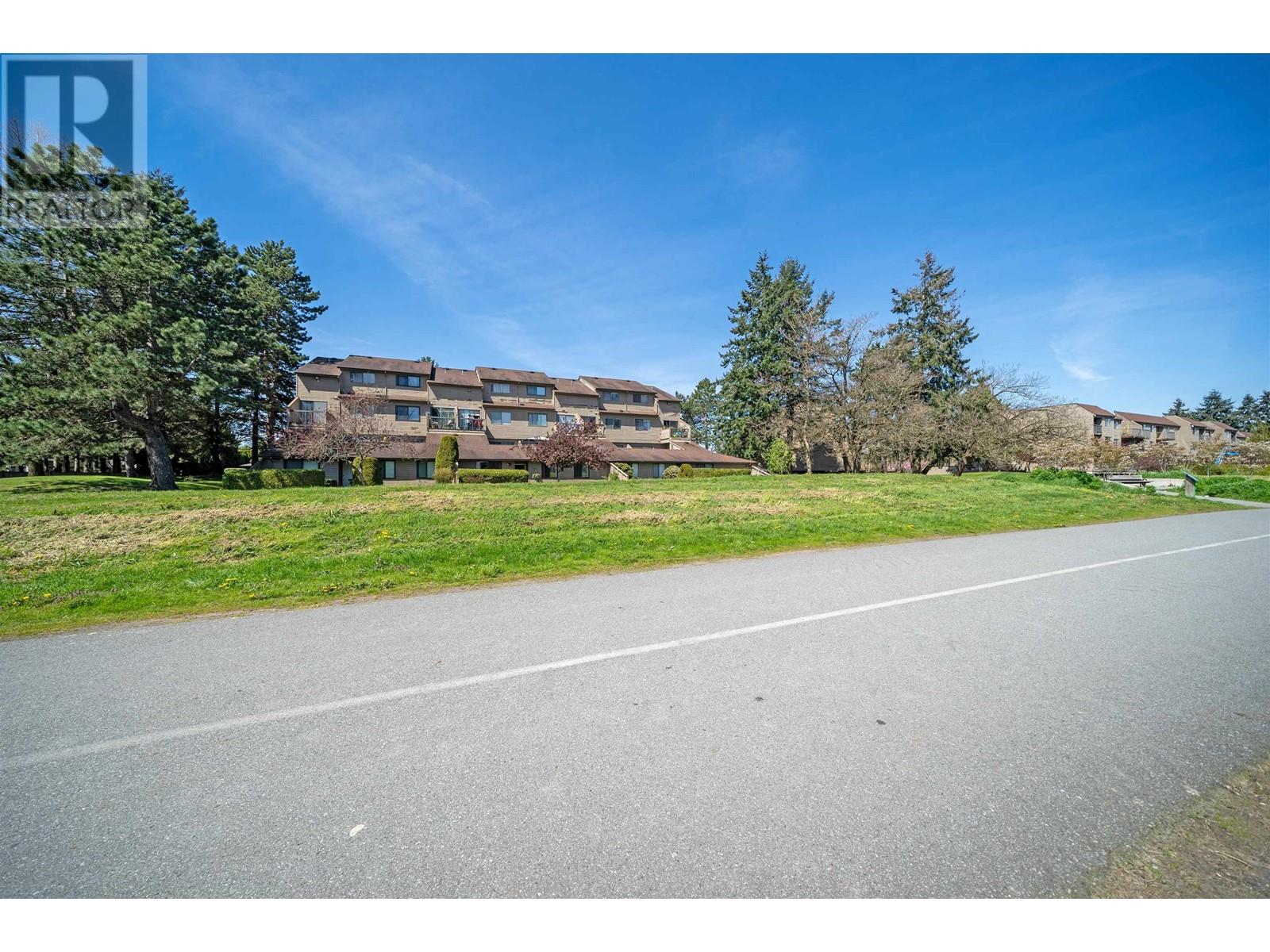 102 8160 Colonial Drive, Richmond, British Columbia  V7C 4T7 - Photo 8 - R2829829