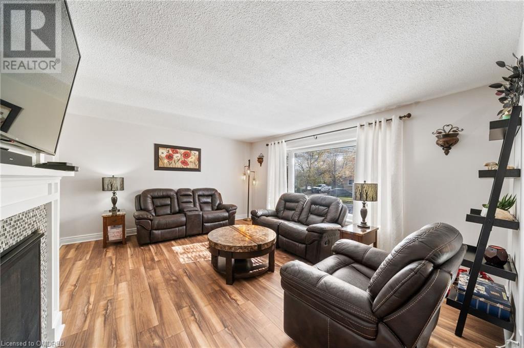 53 Bloomfield Avenue, St. Catharines, Ontario  L2P 1X2 - Photo 5 - 40508662