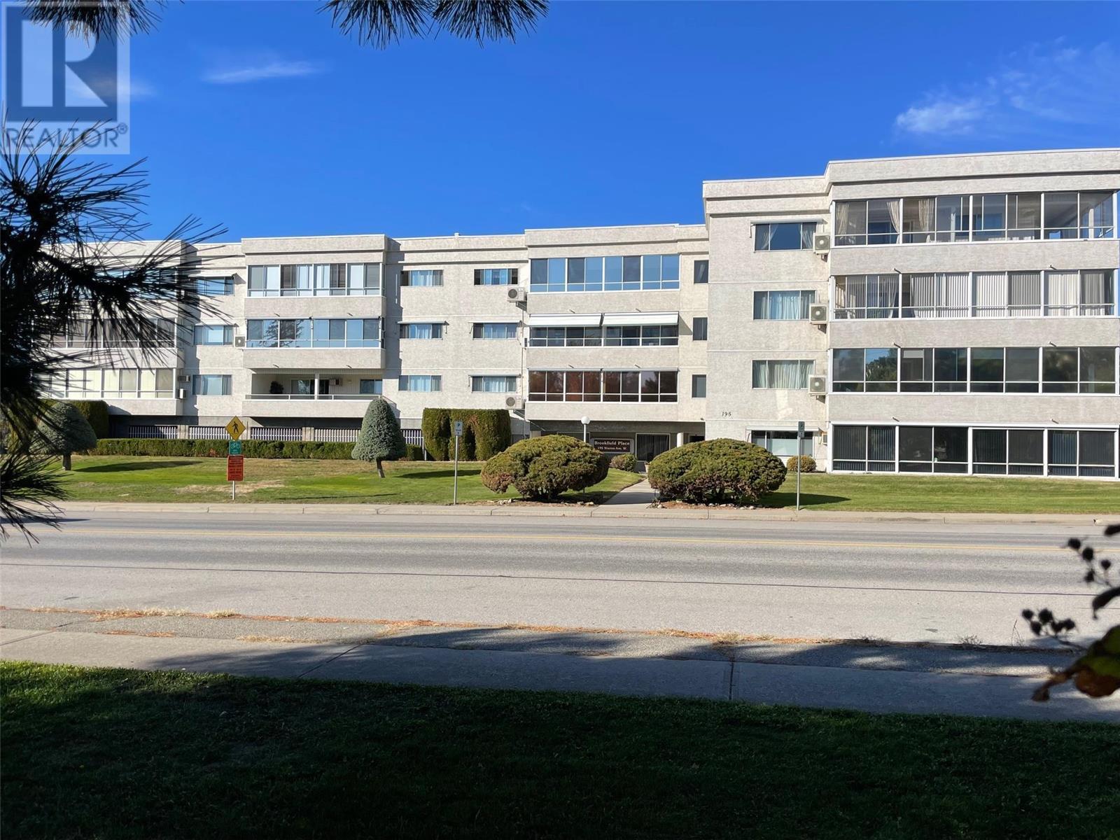 195 Warren Avenue W Unit# 401 Penticton