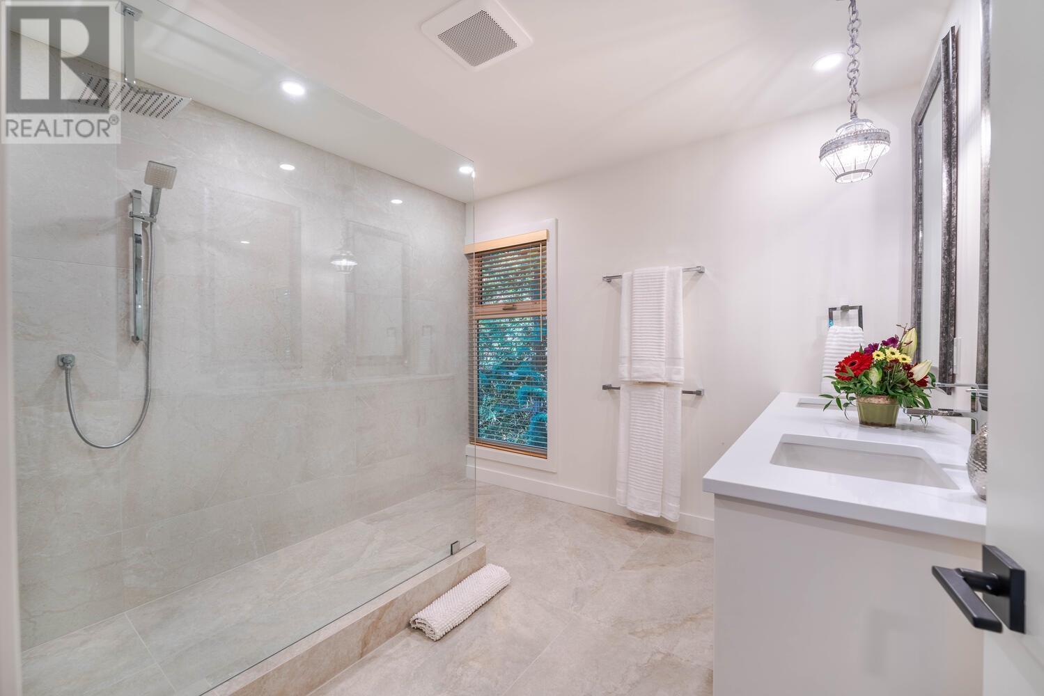6325 Chatham Street, West Vancouver, British Columbia  V7W 2E1 - Photo 23 - R2829750