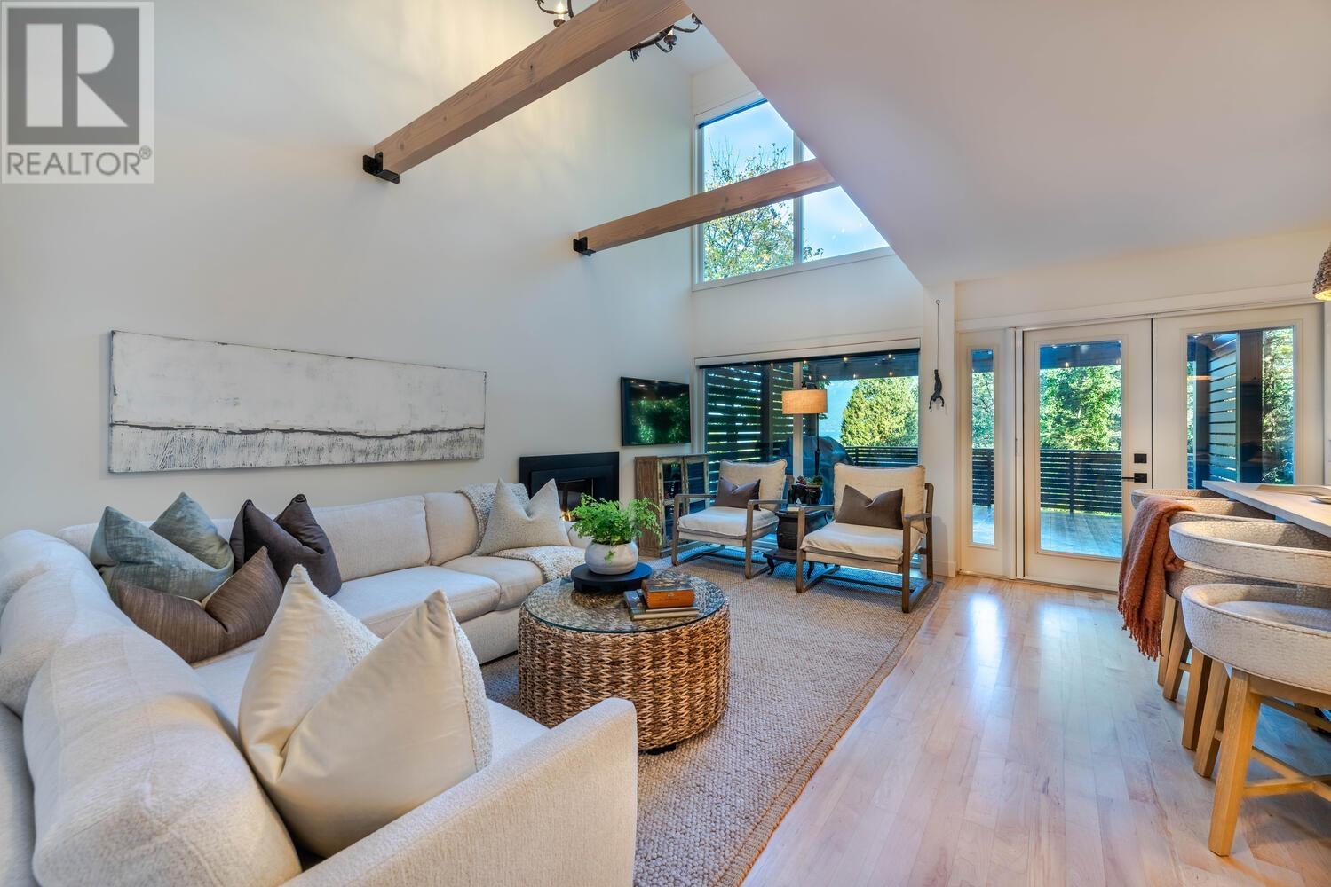 6325 Chatham Street, West Vancouver, British Columbia  V7W 2E1 - Photo 4 - R2829750