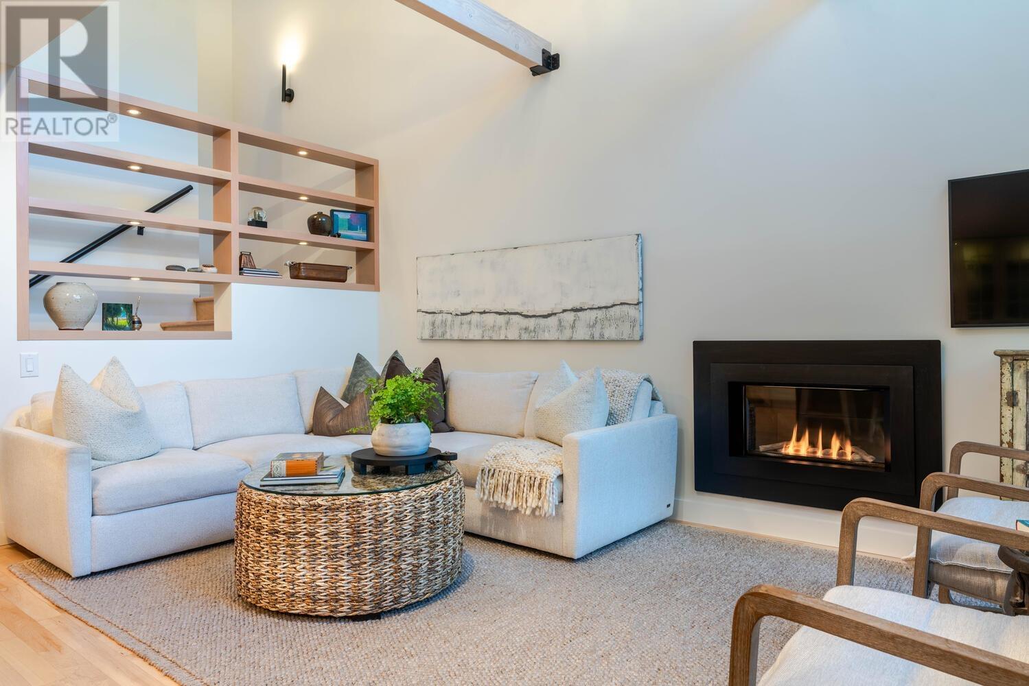 6325 Chatham Street, West Vancouver, British Columbia  V7W 2E1 - Photo 5 - R2829750